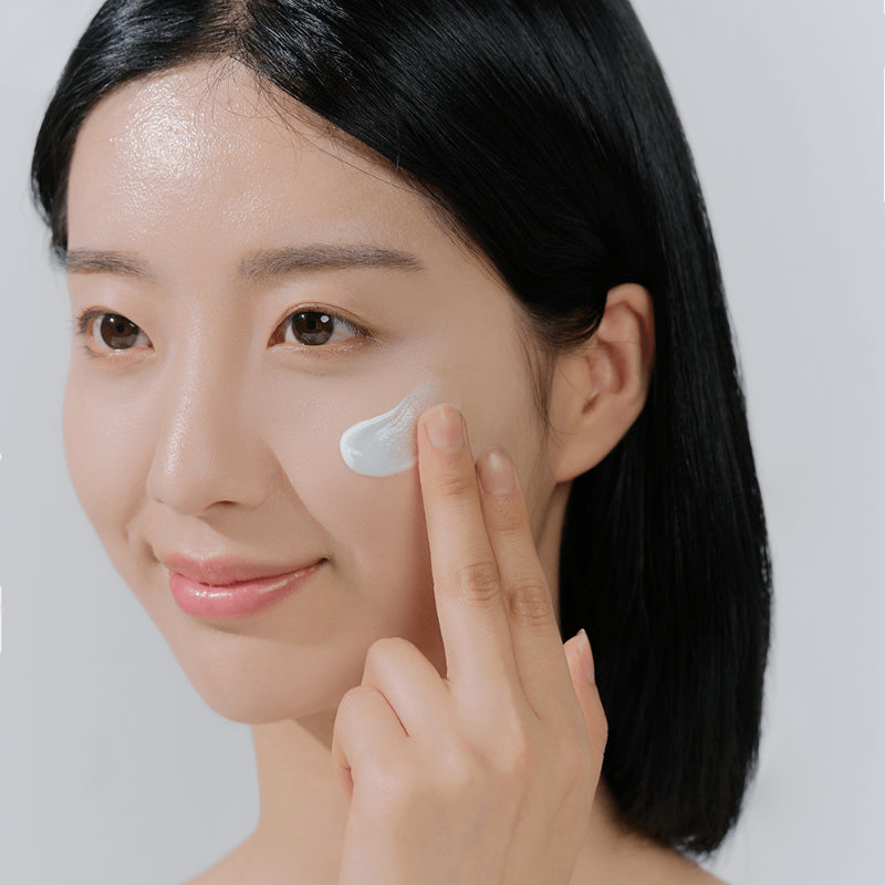 SKIN1004 Madagascar Centella Hyalu-Cica Water-Fit Sun Serum SPF50+ PA++++ – 50 ml